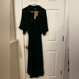 Bloomchic dark green maxi dress. Size 22-24